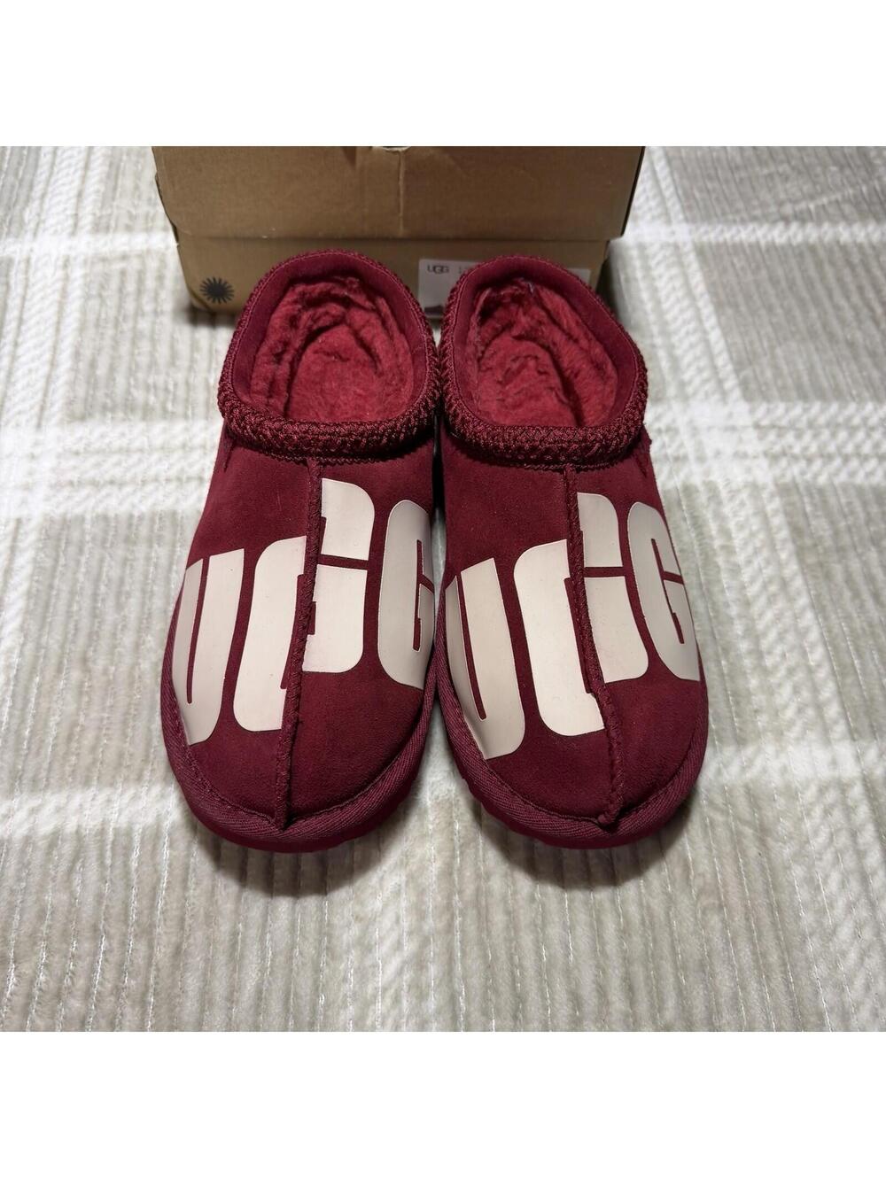 Boys/Girls UGGS Kid's Tasman Chopd Logo Red Maroon Suede Slippers Size 5 - Picture 2 of 6